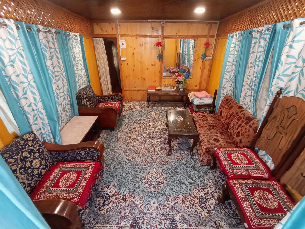 Hb Nancy Group Of Houseboats Srīnagar Exterior foto