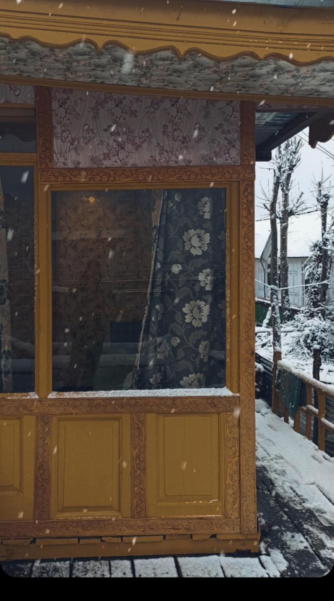 Hb Nancy Group Of Houseboats Srīnagar Exterior foto